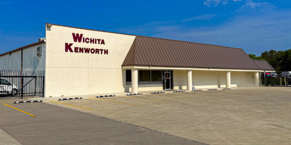 Wichita-Kenworth-Facility-Photo-Canva-1